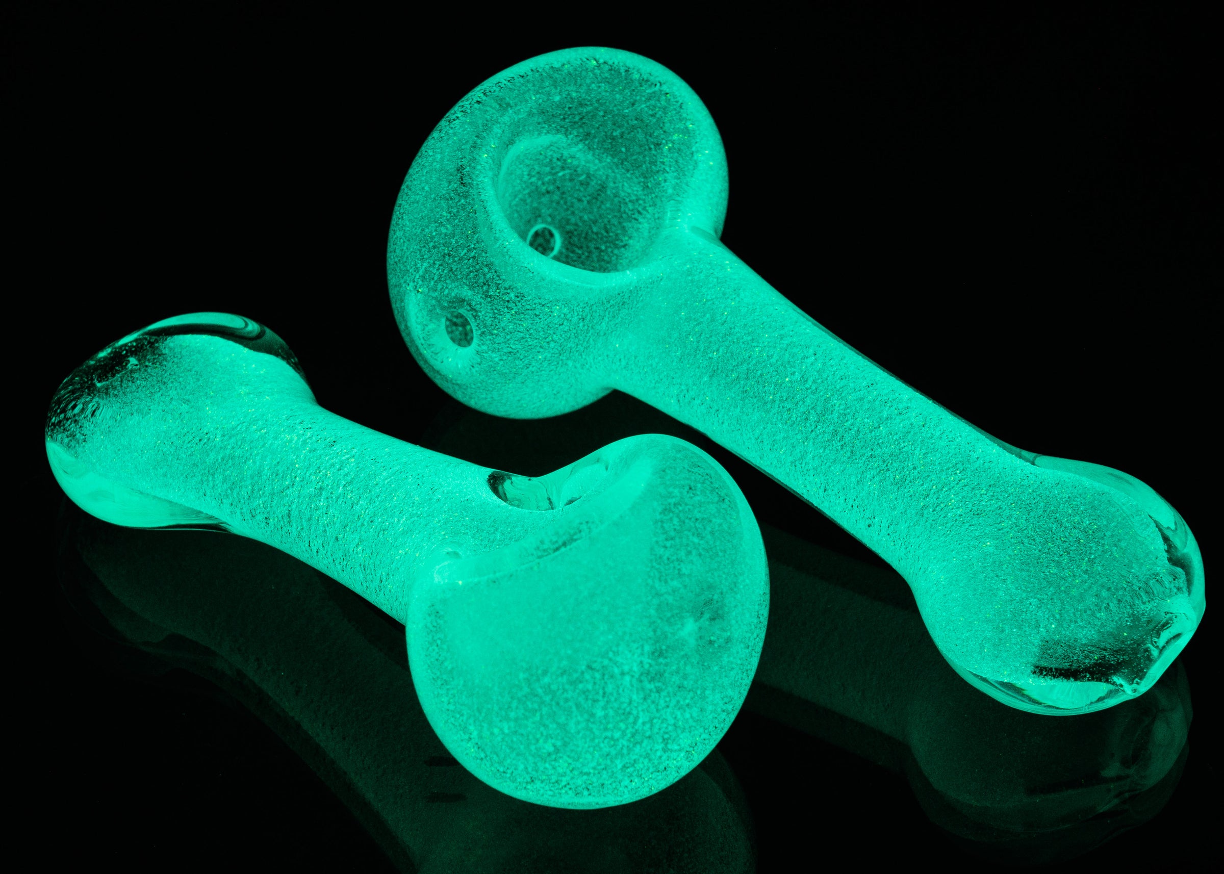 Glow in the Dark Spoon Hand Pipe - Bat Kountry